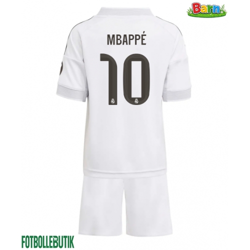 Real Madrid Kylian Mbappe #10 Hemmaställ Barn 2025-26 Kortärmad (+ Korta byxor)